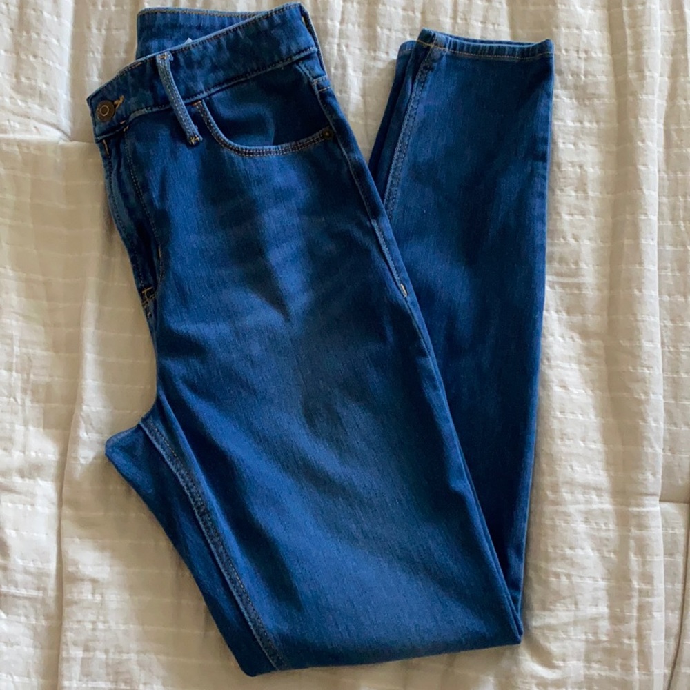 Old Navy skinny Jeans